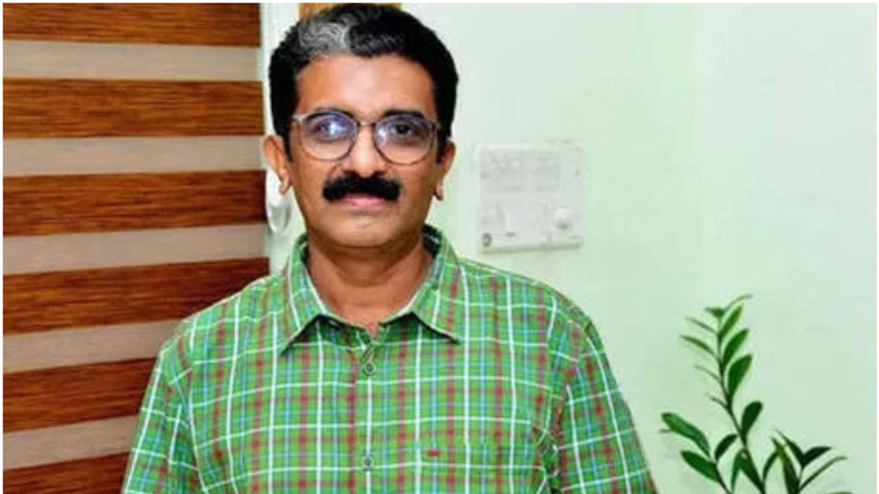 നവീൻ ബാബുവിൻ്റെ മരണം; കണ്ണൂരിൽ ഓൺലൈൻ പേജിനെതിരെ കേസ്, കേസെടുത്തത് കലാപാഹ്വാനത്തിന് 