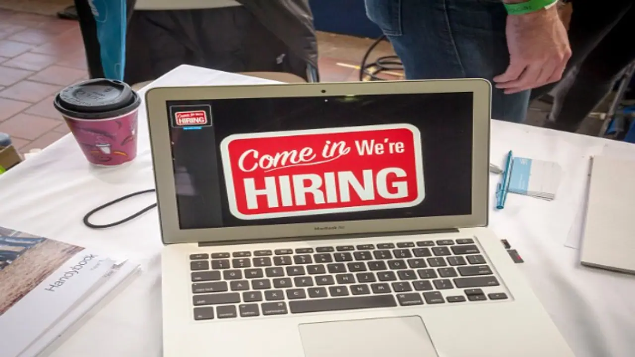 REVEALED! 3 words on CV that scream 'Narcissist'. Check if you have one REVEALED! 3 words on CV that scream 'Narcissist'. Check if you have one