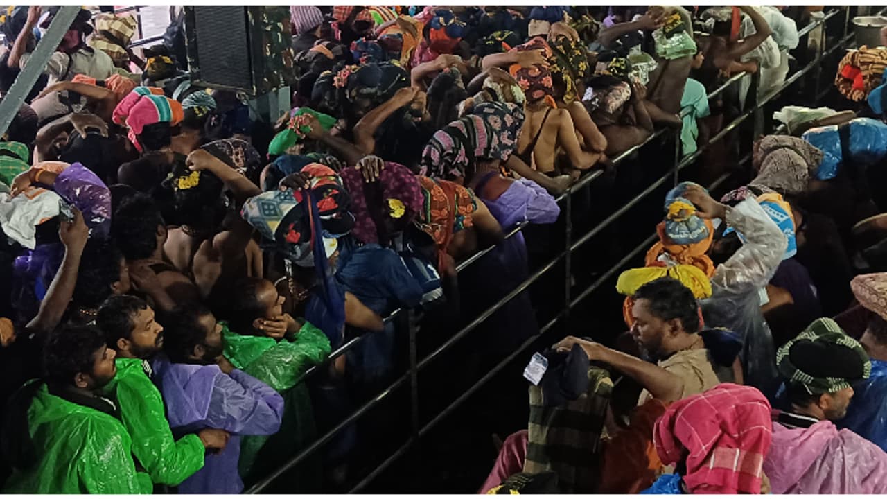 ശബരിമല മണ്ഡല പൂജ ദിവസം തിരക്ക് നിയന്ത്രിക്കാൻ നടപടി, സ്പോട്ട് ബുക്കിംഗ് 5000 ആക്കും