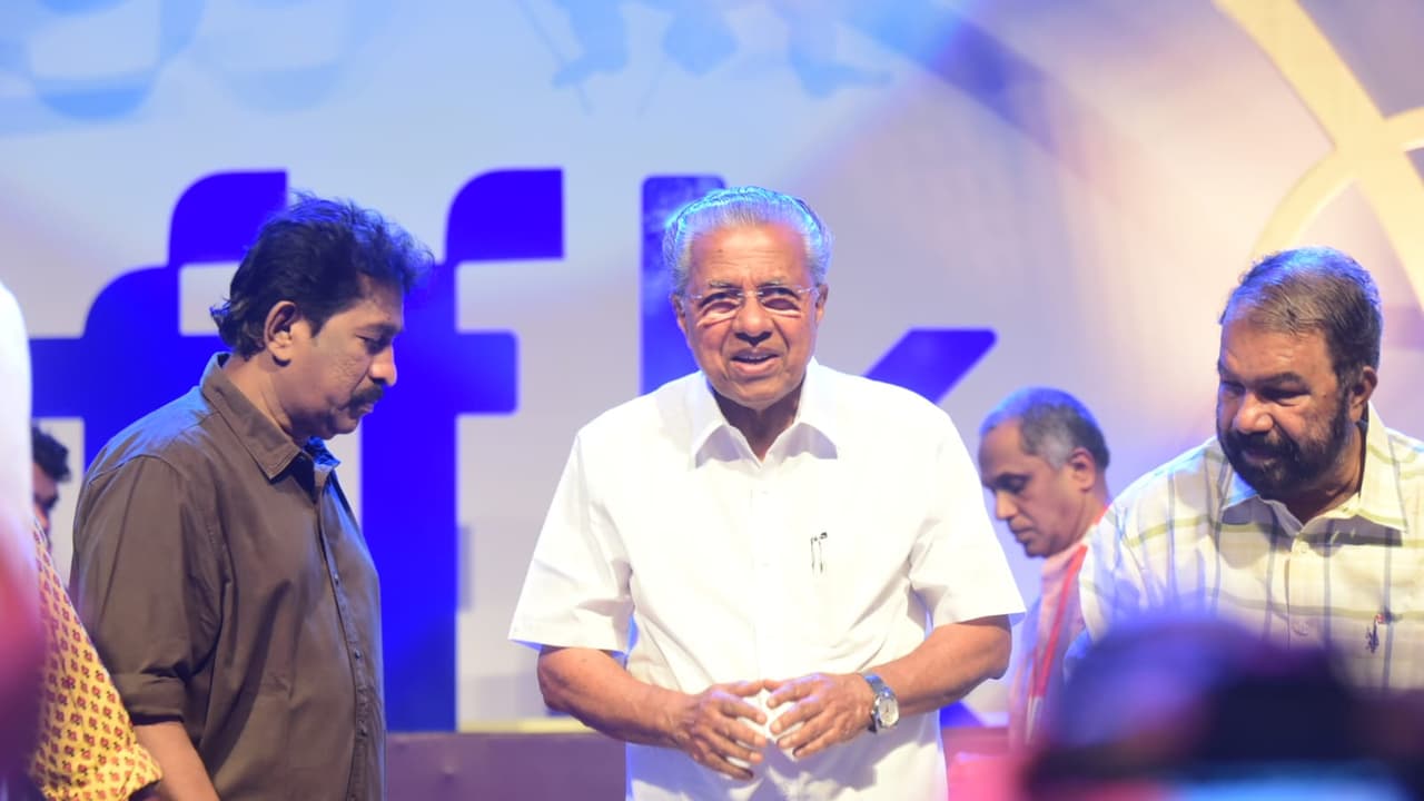 രാഷ്ട്രീയ ഉള്ളടക്കത്തിന്റെയും ഉൾക്കാമ്പിന്റെയും കാര്യത്തിൽ ഐഎഫ്എഫ്കെ ബഹുദൂരം മുന്നിലെന്ന് മുഖ്യമന്ത്രി 