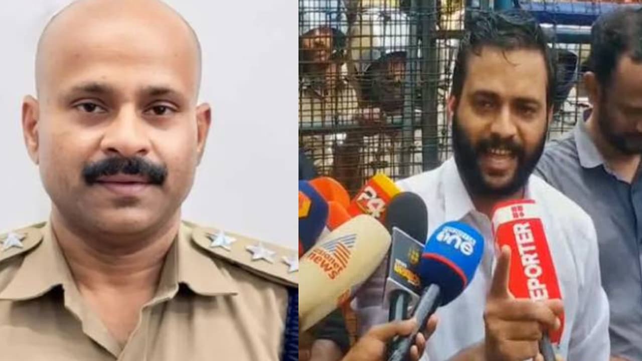 'തീവ്രവാദ ബന്ധം'; ഡിവൈഎഫ്ഐ വിശദീകരിച്ചില്ലെങ്കിൽ കുടുംബം എല്ലാ പാർട്ടി കൂറും വിടുമെന്ന് കാഞ്ഞങ്ങാട് ഡിവൈഎസ്പി 'തീവ്രവാദ ബന്ധം'; ഡിവൈഎഫ്ഐ വിശദീകരിച്ചില്ലെങ്കിൽ കുടുംബം എല്ലാ പാർട്ടി കൂറും വിടുമെന്ന് കാഞ്ഞങ്ങാട് ഡിവൈഎസ്പി