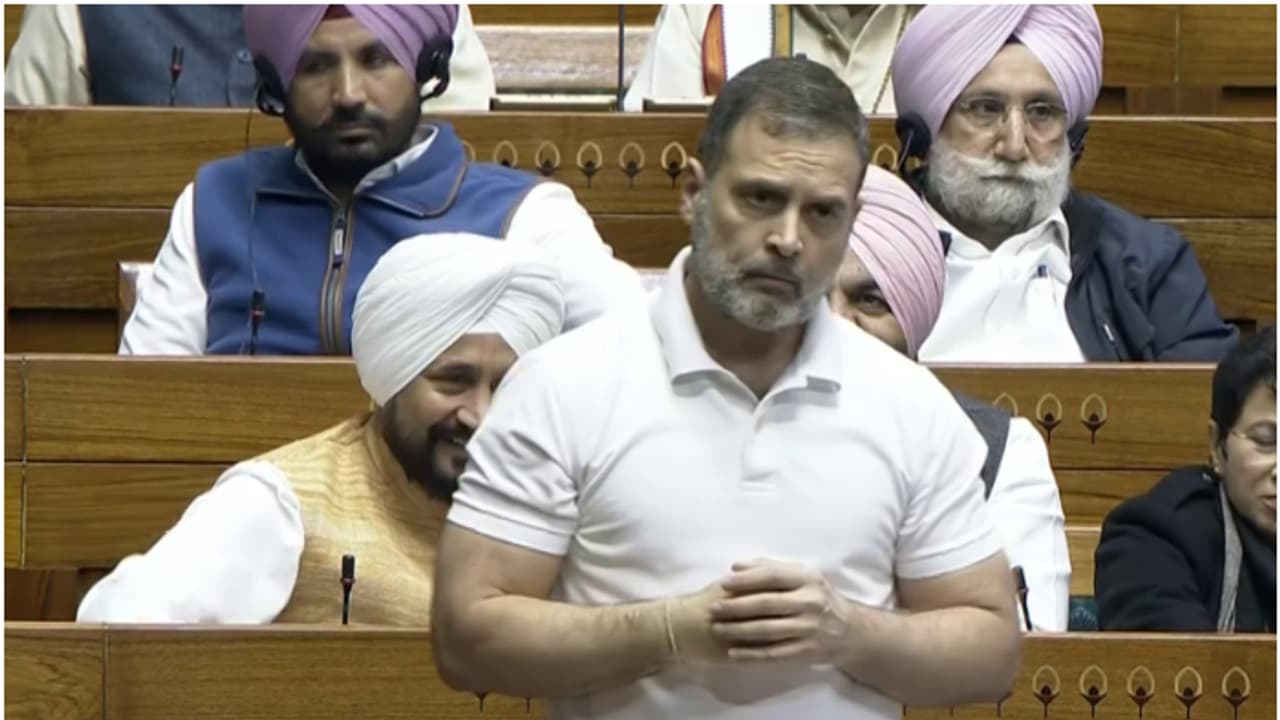 ಸಂವಿಧಾನ ಬಗ್ಗೆ ಬಿಜೆಪಿಗರ ಮಾತು ಸಾವರ್ಕರ್‌ರನ್ನು ಗೇಲಿ ಮಾಡಿದಂತೆ: ರಾಹುಲ್‌ ಗಾಂಧಿ