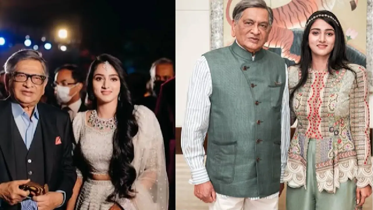 ಎಸ್ಎಂ ಕೃಷ್ಣರಿಗೆ ʼಡ್ಯಾಡಿʼ ಅಂತಿದ್ರಂತೆ ಡಿಕೆಶಿ ಮಗಳು ಐಶ್ವರ್ಯಾ, ಹೌ ಕ್ಯೂಟ್ ಅಂತಿದಾರೆ ಜನ ಎಸ್ಎಂ ಕೃಷ್ಣರಿಗೆ ʼಡ್ಯಾಡಿʼ ಅಂತಿದ್ರಂತೆ ಡಿಕೆಶಿ ಮಗಳು ಐಶ್ವರ್ಯಾ, ಹೌ ಕ್ಯೂಟ್ ಅಂತಿದಾರೆ ಜನ