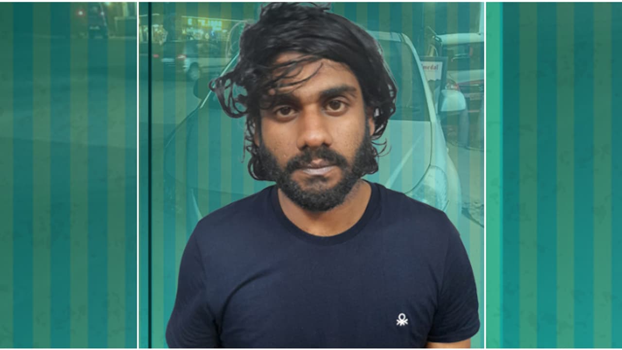 വീണ്ടും കൂട്ടുപുഴ ചെക്ക് പോസ്റ്റ്, മാഹി സ്വദേശി എത്തിയ കാർ തടഞ്ഞ് എക്സൈസ് സംഘം; പിടിച്ചത് 79 ഗ്രാം എംഡിഎംഎ