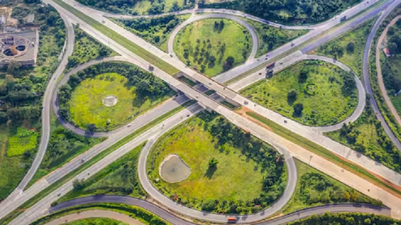 ಬೆಂಗಳೂರಲ್ಲಿ ಮತ್ತೊಂದು ‘ಎಲೆಕ್ಟ್ರಾನಿಕ್‌ ಸಿಟಿ’ಗೆ ಸಿದ್ಧತೆ: 1000 ಎಕರೆಯಲ್ಲಿ ‘ಸ್ವಿಫ್ಟ್‌ ಸಿಟಿ’ ನಿರ್ಮಾಣ