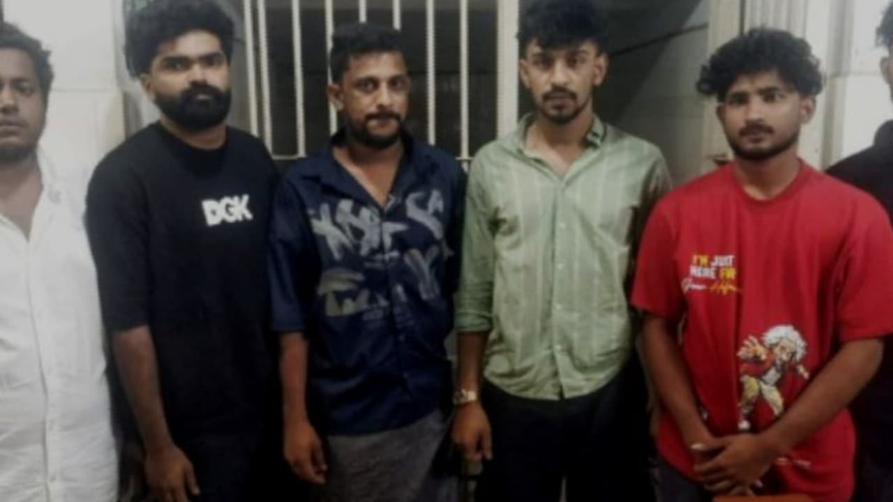 'ചാറ്റ് ചെയ്തത് വ്യാജ ഐഡിയിൽ, സ്വവര്‍ഗാനുരാഗിയാണെന്ന് വീഡിയോ'; കാക്കനാട്ടെ ഡേറ്റിംഗ് ആപ്പ് കെണി വൻ ആസൂത്രിതം