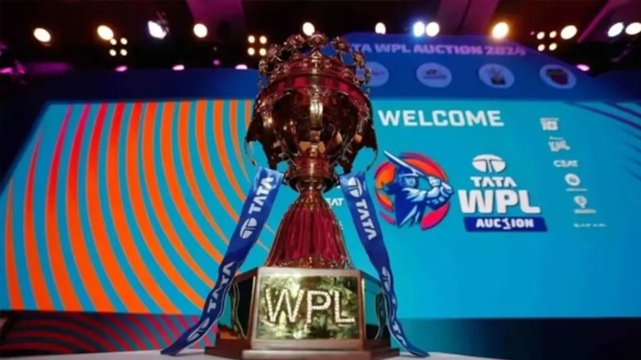 മലയാളി താരം ജോഷിത ഇനി ആര്സിബിയില്! വനിതാ ഐപിഎല് ലേലത്തില് വിലയേറിയ താരമായി സിമ്രാന് ഷെയ്ഖ് മലയാളി താരം ജോഷിത ഇനി ആര്സിബിയില്! വനിതാ ഐപിഎല് ലേലത്തില് വിലയേറിയ താരമായി സിമ്രാന് ഷെയ്ഖ്