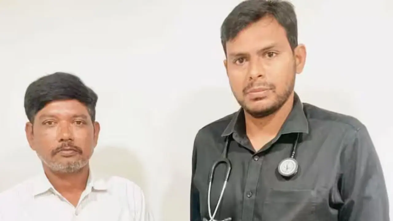 ನಿದ್ದೆಯಲ್ಲಿದ್ದಾಗ ತನ್ನ ಹಲ್ಲು ಸೆಟ್ ನುಂಗಿದ ವ್ಯಕ್ತಿ: ಆಮೇಲಾಗಿದ್ದೇನು? ನಿದ್ದೆಯಲ್ಲಿದ್ದಾಗ ತನ್ನ ಹಲ್ಲು ಸೆಟ್ ನುಂಗಿದ ವ್ಯಕ್ತಿ: ಆಮೇಲಾಗಿದ್ದೇನು?