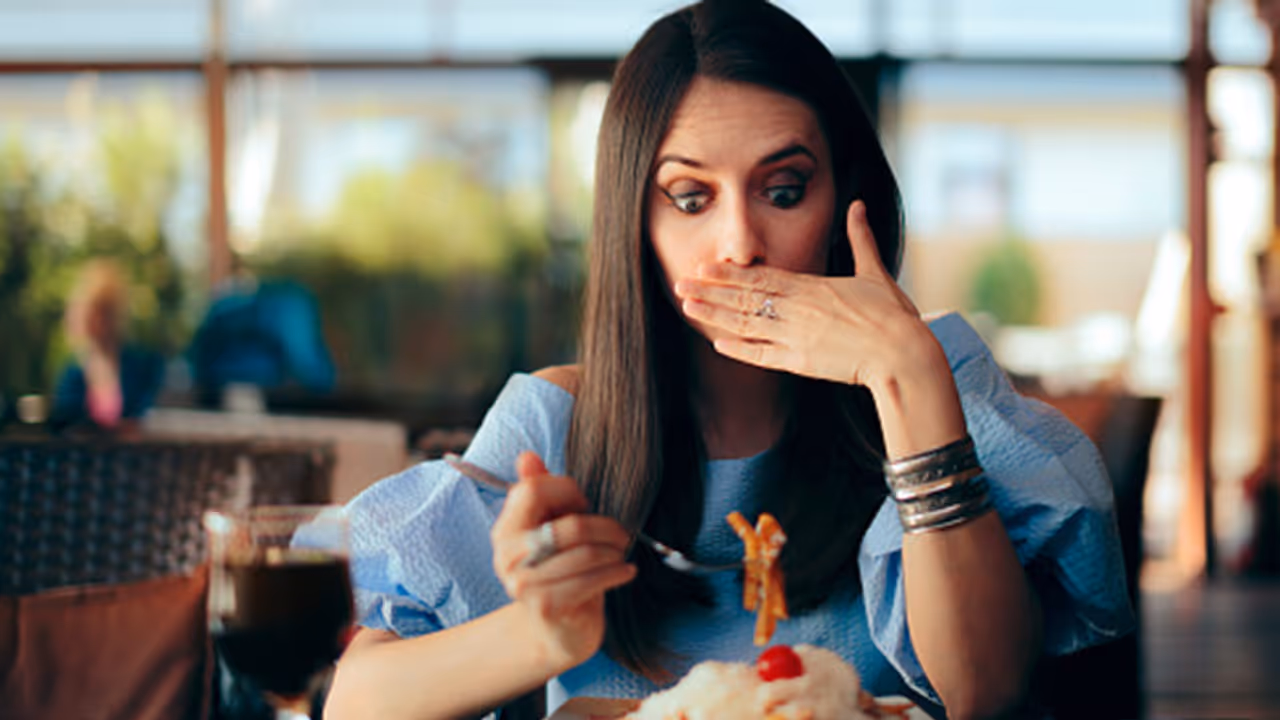 Health Tips: അസിഡിറ്റിയെ നേരിടാന് വീട്ടില് ചെയ്യേണ്ട കാര്യങ്ങള് Health Tips: അസിഡിറ്റിയെ നേരിടാന് വീട്ടില് ചെയ്യേണ്ട കാര്യങ്ങള്