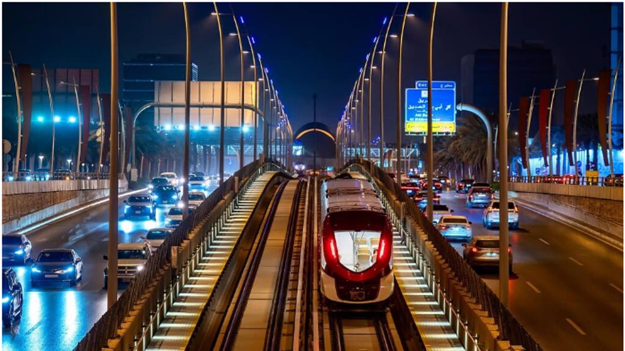 റിയാദ് മെട്രോയിൽ ഗ്രീൻ, റെഡ് ട്രാക്കുകളിൽ ട്രെയിനുകൾ ഓടിത്തുടങ്ങി