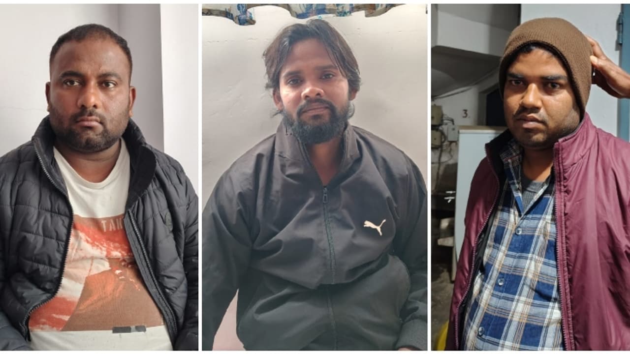 പണമടച്ചയാൾക്ക് സ്കൂട്ടറില്ല, ഒടിപി കൊടുത്തയാൾക്ക് ലക്ഷങ്ങൾ പോയി; പ്രതികളെ പിടികൂടിയത് ഉത്തരേന്ത്യയില് നിന്ന് പണമടച്ചയാൾക്ക് സ്കൂട്ടറില്ല, ഒടിപി കൊടുത്തയാൾക്ക് ലക്ഷങ്ങൾ പോയി; പ്രതികളെ പിടികൂടിയത് ഉത്തരേന്ത്യയില് നിന്ന്