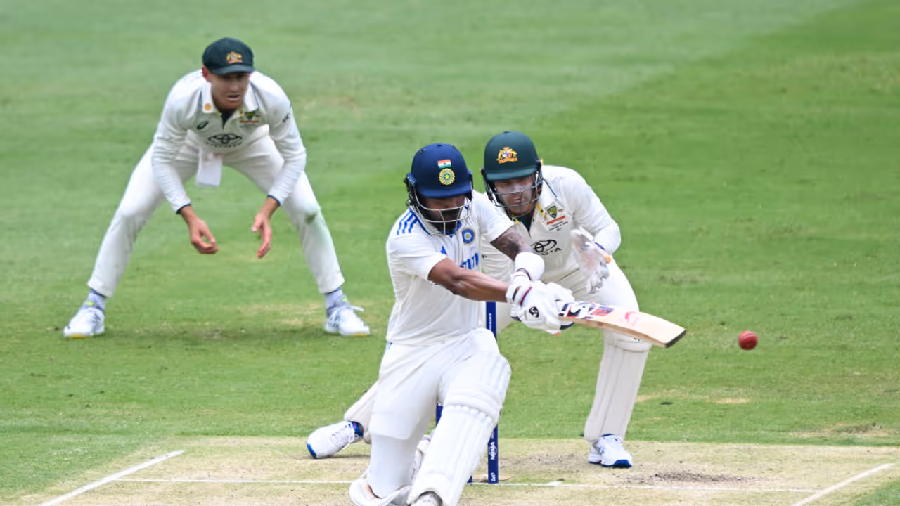 Injury concern for KL Rahul? India batter ruled out of Ranji Trophy due to niggles on elbow