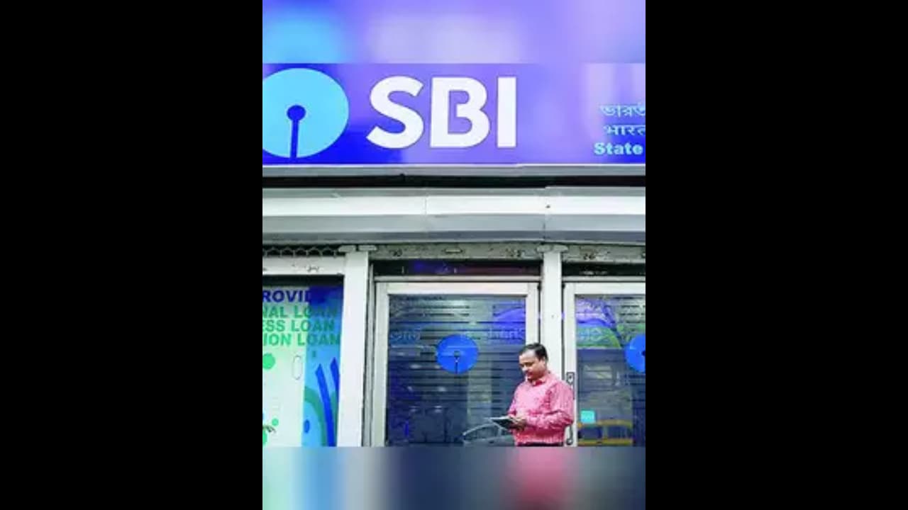 SBI வாடிக்கையாளர்களே! அக்கவுண்டில் பணம் பிடித்தம் செய்யப்பட்டுள்ளதா? இதுதான் காரணம்!