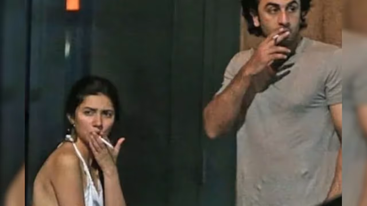 When Mahira Khan Opened Up About Her Viral Smoking Photos With Ranbir Kapoor: 'I Was Crying Every Day' When Mahira Khan Opened Up About Her Viral Smoking Photos With Ranbir Kapoor: 'I Was Crying Every Day'