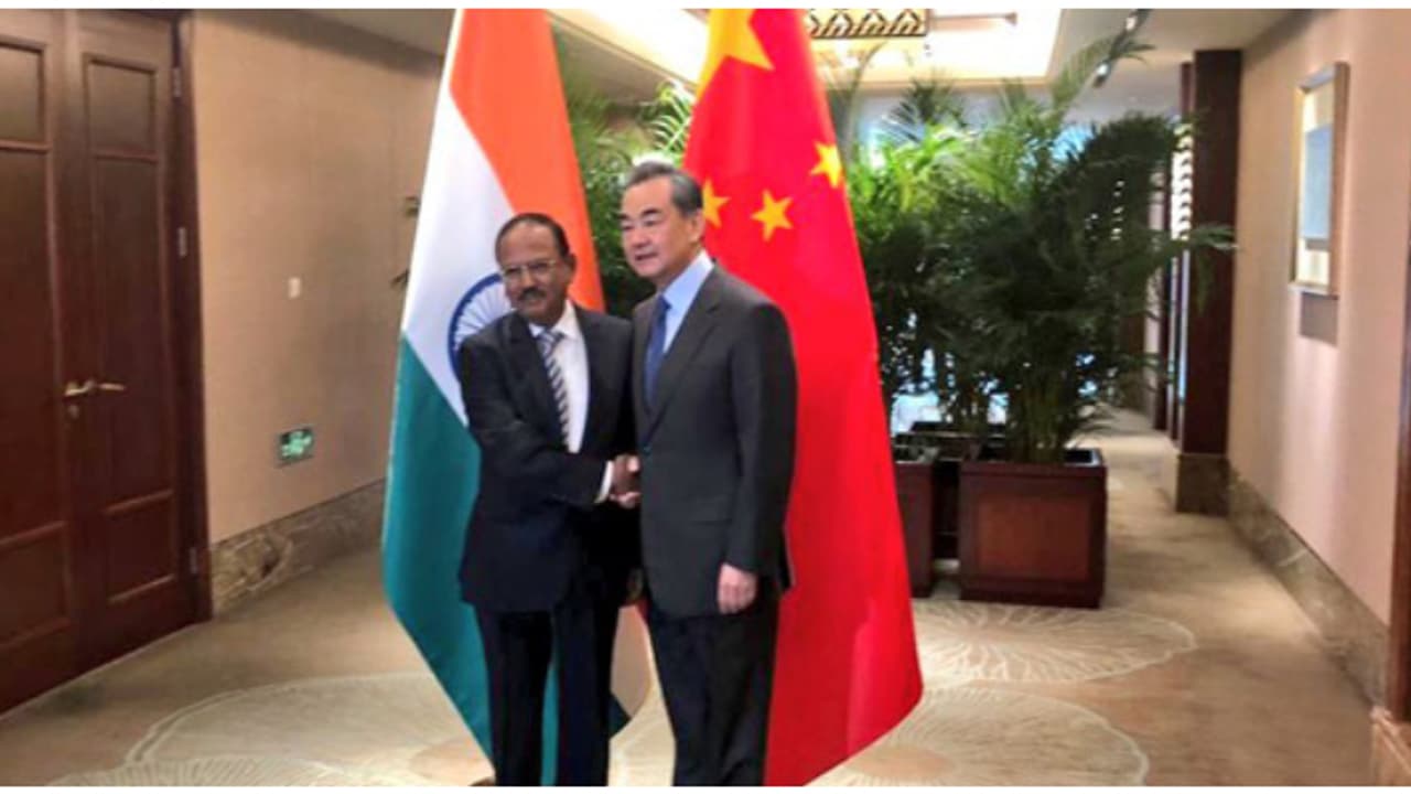 അജിത് ഡോവൽ ചൈനയിൽ; അതിർത്തി പ്രശ്നത്തിൽ ചൈനീസ് വിദേശകാര്യ മന്ത്രിയുമായി ഇന്ന് ചർച്ച