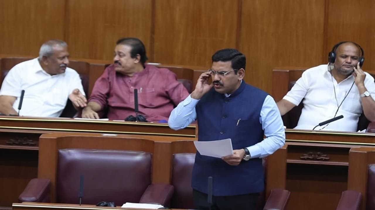 ಕಲಬುರಗಿ ಸಚಿವ ಸಂಪುಟ ನಿರ್ಧಾರ ಅನುಷ್ಠಾನಗೊಳಿಸಿ: ವಿಜಯೇಂದ್ರ ಆಗ್ರಹ