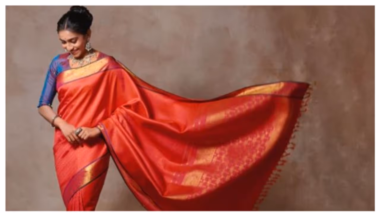  World Saree Day 2024 : നിങ്ങൾക്ക് ഏറ്റവും പ്രിയപ്പെട്ട സാരി ഏതാണ്? 