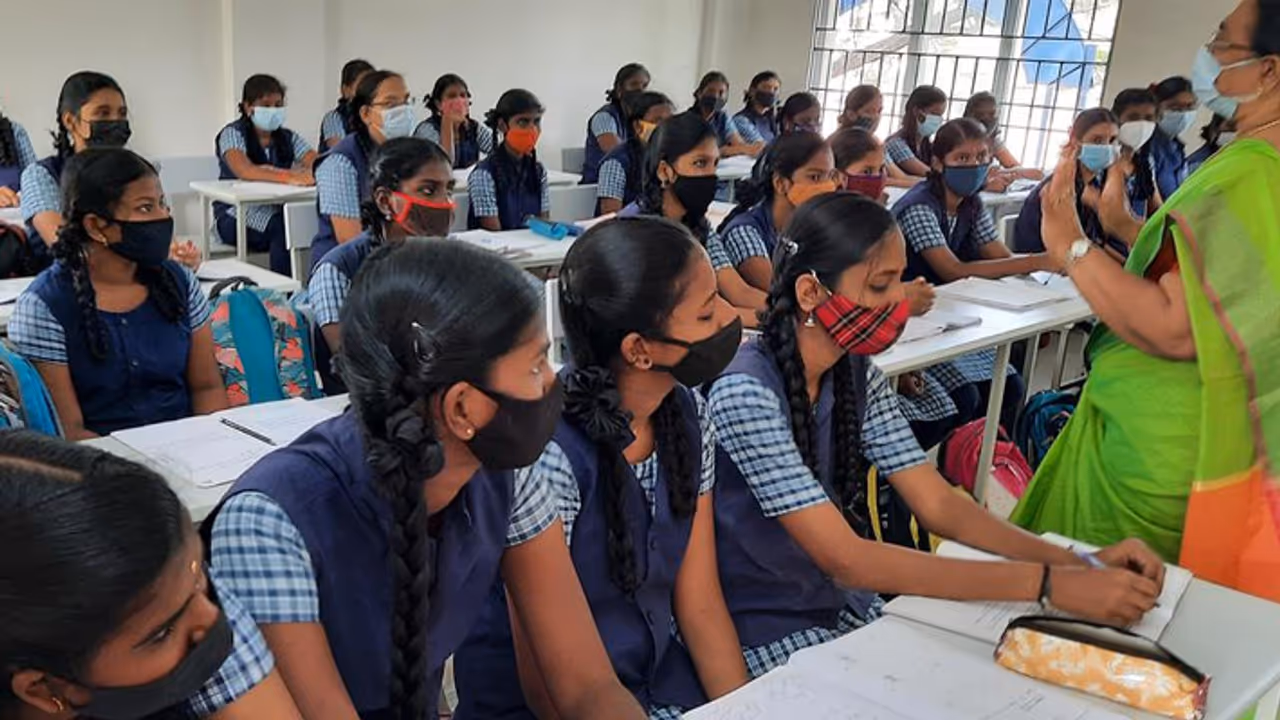 ಮಕ್ಕಳನ್ನು ಪಾಸ್ ಮಾಡ್ಲೇಬೇಕು ಎಂಬ ನೀತಿ ರದ್ದುಗೊಳಿಸಿದ ಕೇಂದ್ರ ಸರ್ಕಾರ ಮಕ್ಕಳನ್ನು ಪಾಸ್ ಮಾಡ್ಲೇಬೇಕು ಎಂಬ ನೀತಿ ರದ್ದುಗೊಳಿಸಿದ ಕೇಂದ್ರ ಸರ್ಕಾರ