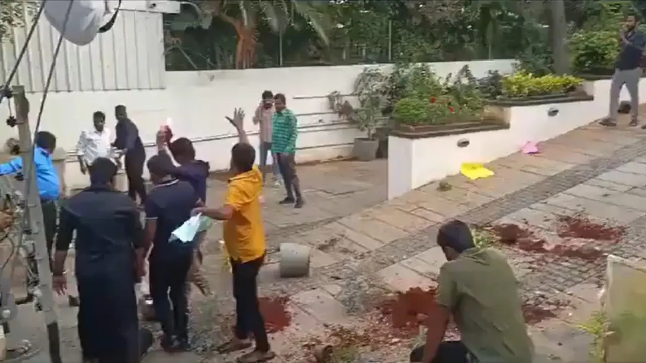 Miscreants storm, attack Allu Arjun's Hyderabad house, throw stones, vandalise property (WATCH)