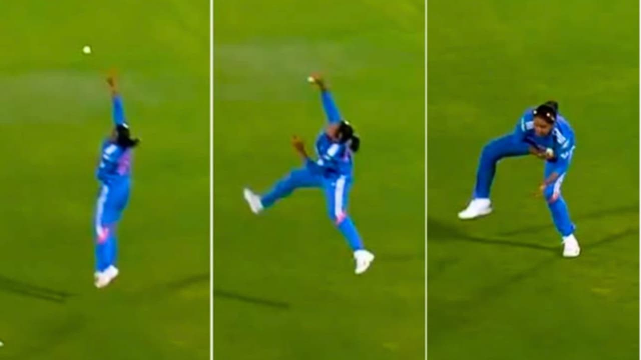 ഒരു ഹര്മന്പ്രീത് സംഭവം, ചാടി ഉയര്ന്ന് പന്ത് ഒറ്റക്കൈയിലൊതുക്കി! വിന്ഡീസ് താരത്തെ മടക്കിയ വിസ്മയ ക്യാച്ച് ഒരു ഹര്മന്പ്രീത് സംഭവം, ചാടി ഉയര്ന്ന് പന്ത് ഒറ്റക്കൈയിലൊതുക്കി! വിന്ഡീസ് താരത്തെ മടക്കിയ വിസ്മയ ക്യാച്ച്