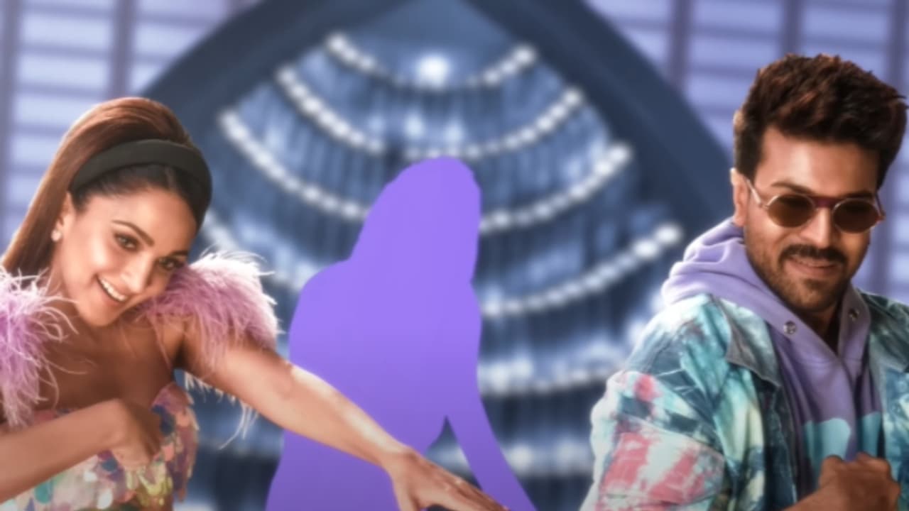 ചടുലമായ നൃത്തച്ചുവടുകളുമായി രാം ചരൺ, ഒപ്പം കിയാരയും; എസ്. ഷങ്കർ ചിത്രം ഗെയിം ചേഞ്ചര് ഗാനമെത്തി ചടുലമായ നൃത്തച്ചുവടുകളുമായി രാം ചരൺ, ഒപ്പം കിയാരയും; എസ്. ഷങ്കർ ചിത്രം ഗെയിം ചേഞ്ചര് ഗാനമെത്തി