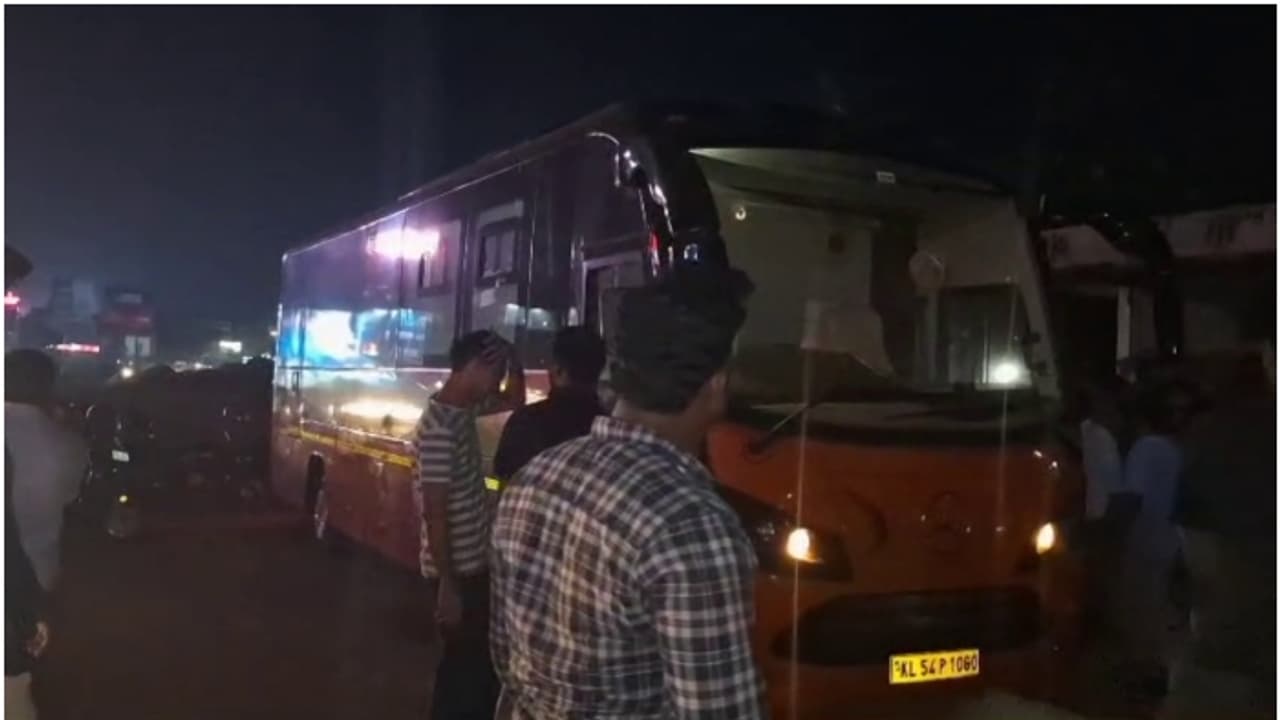 Kerala: 2 men found dead in caravan in Vadakara; Carbon monoxide poisoning suspected