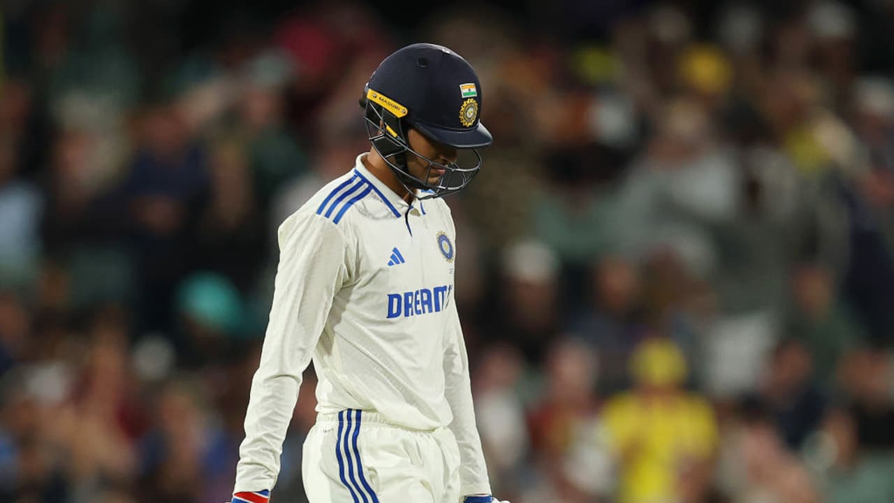 വിദേശത്ത് നിരാശപ്പെടുത്തുന്ന ശുഭ്മാന് ഗില്! ആശങ്കപ്പെടുത്തുന്ന കണക്കുകള്, രോഹിത്തിന്റെ പിന്തുണ ഗുണമാകുമോ? വിദേശത്ത് നിരാശപ്പെടുത്തുന്ന ശുഭ്മാന് ഗില്! ആശങ്കപ്പെടുത്തുന്ന കണക്കുകള്, രോഹിത്തിന്റെ പിന്തുണ ഗുണമാകുമോ?