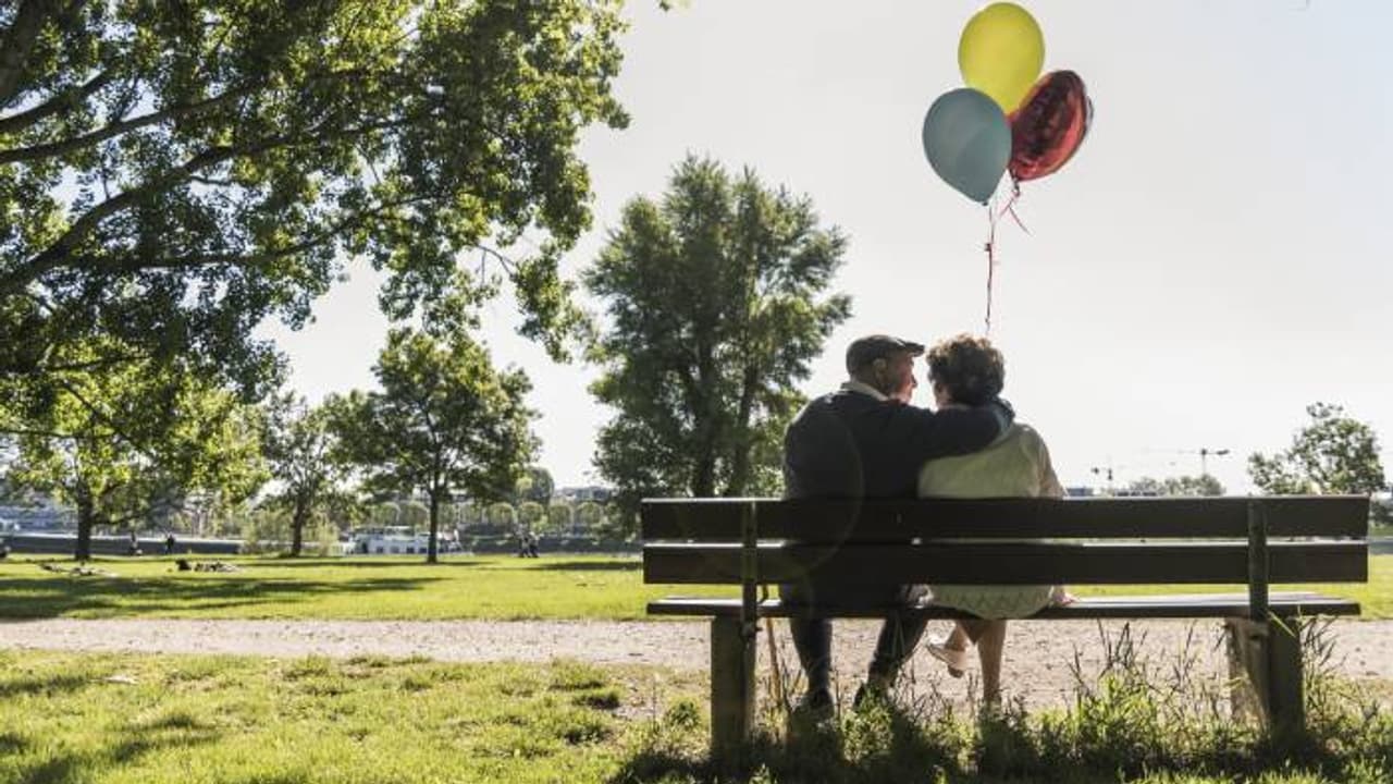 60 വയസ് കഴിഞ്ഞ ദമ്പതികളാണോ? രണ്ട് വീടുകളിലായി കഴിയുന്നത് സന്തോഷം കൂട്ടുമെന്ന് പഠനം 