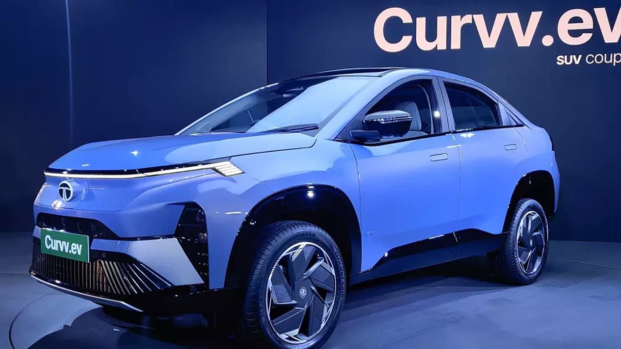 ഫുൾ ചാ‍ജ്ജിൽ 600 കിമി ഓടുന്ന ഈ ടാറ്റാ കാറിന് ഇപ്പോൾ വൻ വിലക്കിഴിവും