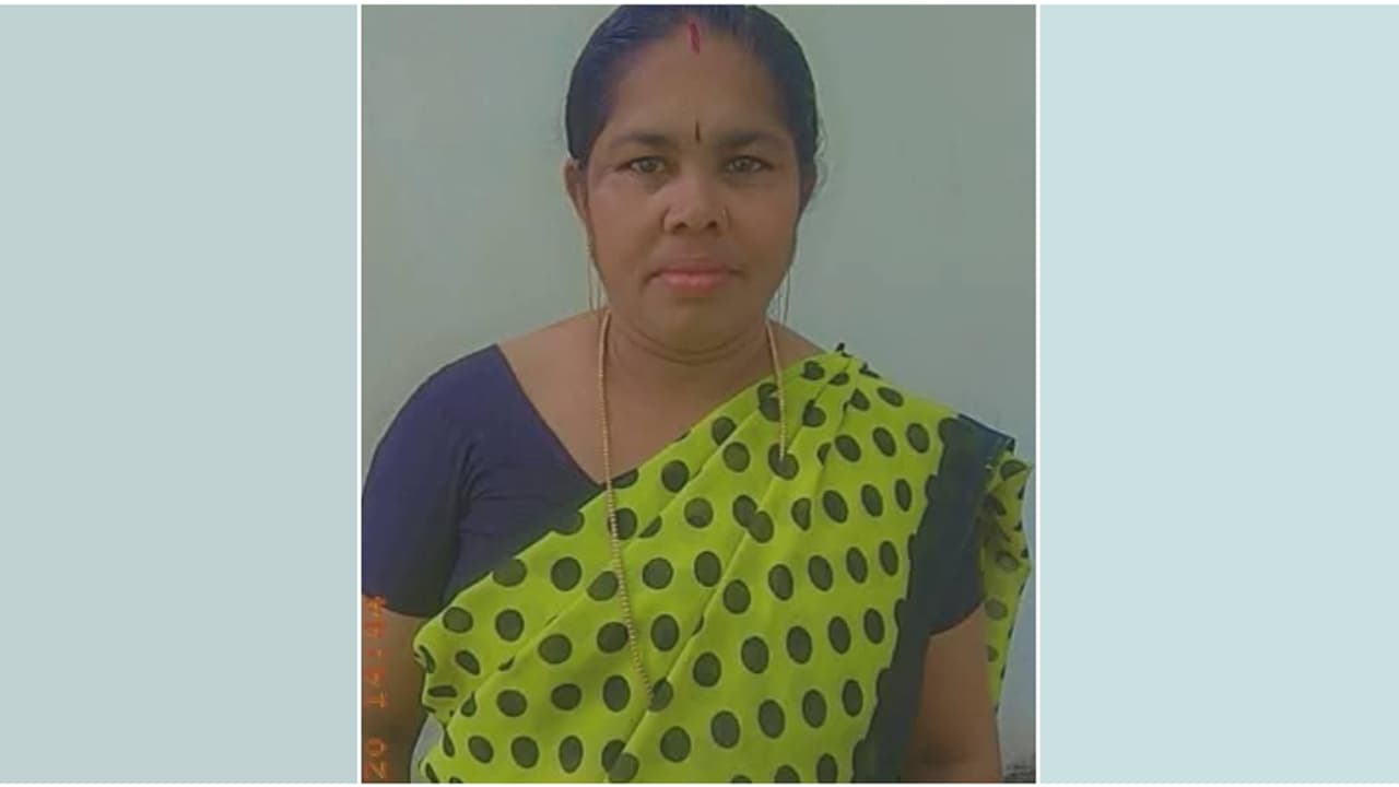 ഗൃഹനാഥൻ ആത്മഹത്യ ചെയ്ത സംഭവം; ജീവനൊടുക്കിയത് കള്ളനാക്കി ചിത്രീകരിച്ചതോടെ, സമീപവാസിയായ വീട്ടമ്മ അറസ്റ്റിൽ ഗൃഹനാഥൻ ആത്മഹത്യ ചെയ്ത സംഭവം; ജീവനൊടുക്കിയത് കള്ളനാക്കി ചിത്രീകരിച്ചതോടെ, സമീപവാസിയായ വീട്ടമ്മ അറസ്റ്റിൽ