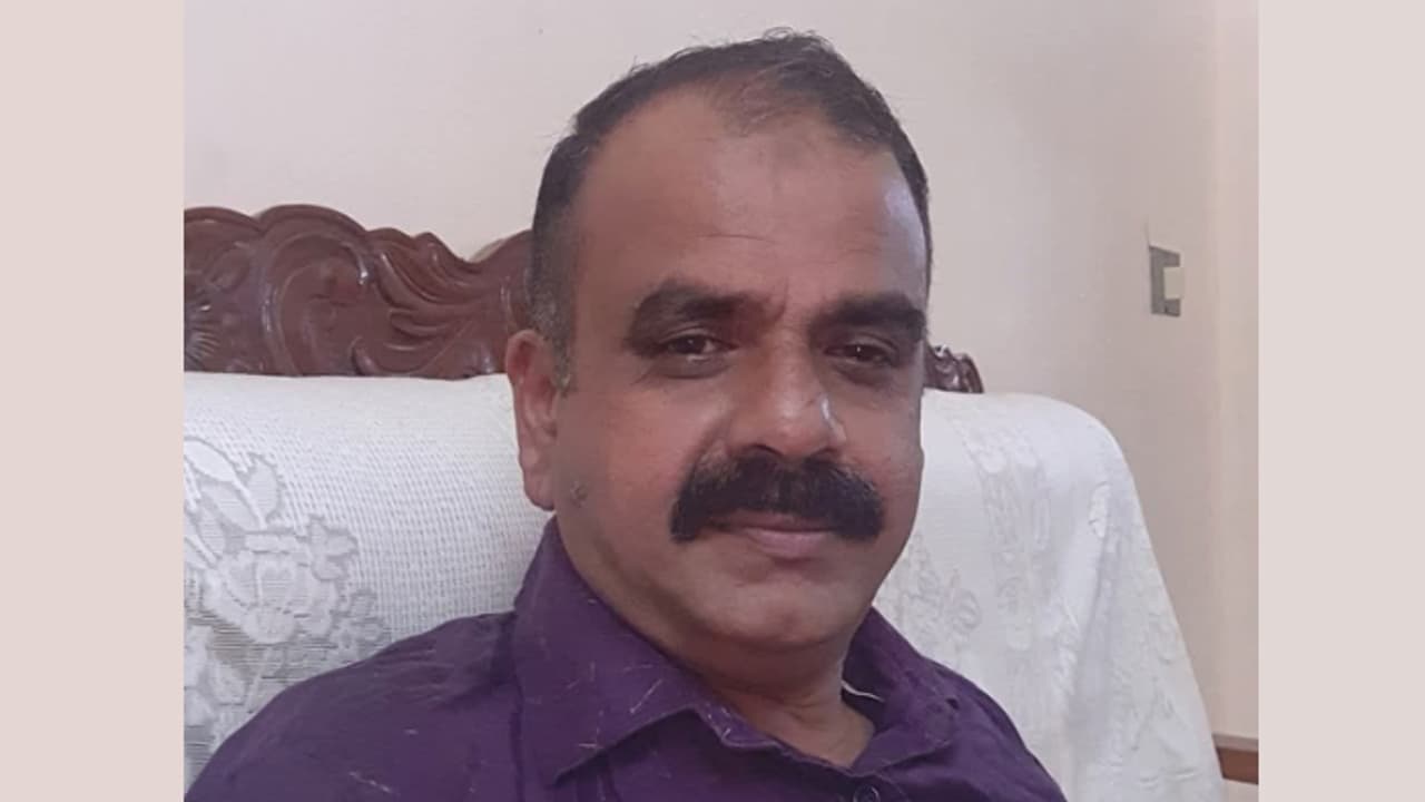 ഹൃദയാഘാതത്തെ തുടർന്ന് മലയാളി സൗദിയിൽ മരിച്ചു ഹൃദയാഘാതത്തെ തുടർന്ന് മലയാളി സൗദിയിൽ മരിച്ചു