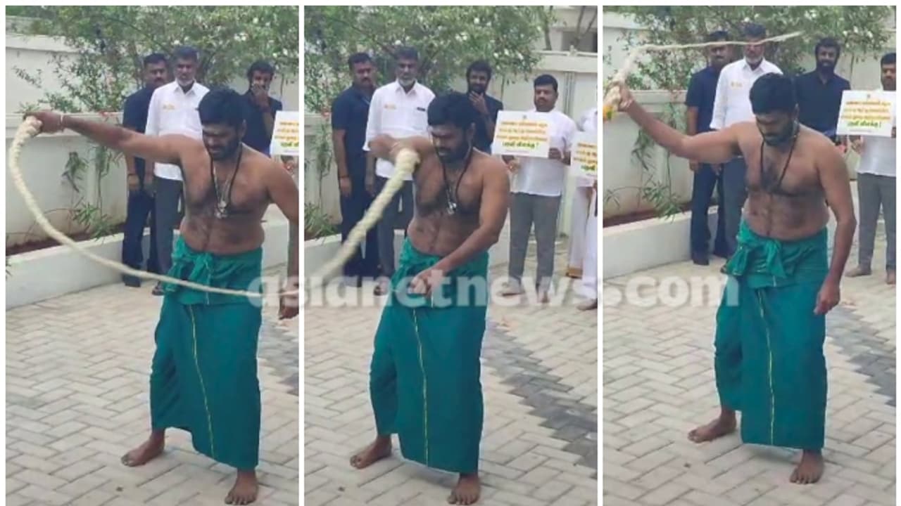 6 തവണ സ്വന്തം ശരീരത്തിൽ ചാട്ടവാറടിച്ച് അണ്ണാമലൈ, 48 ദിവസത്തെ വ്രതം തുടങ്ങി; സർക്കാർ വീഴും വരെ ചെരിപ്പിടില്ല 6 തവണ സ്വന്തം ശരീരത്തിൽ ചാട്ടവാറടിച്ച് അണ്ണാമലൈ, 48 ദിവസത്തെ വ്രതം തുടങ്ങി; സർക്കാർ വീഴും വരെ ചെരിപ്പിടില്ല