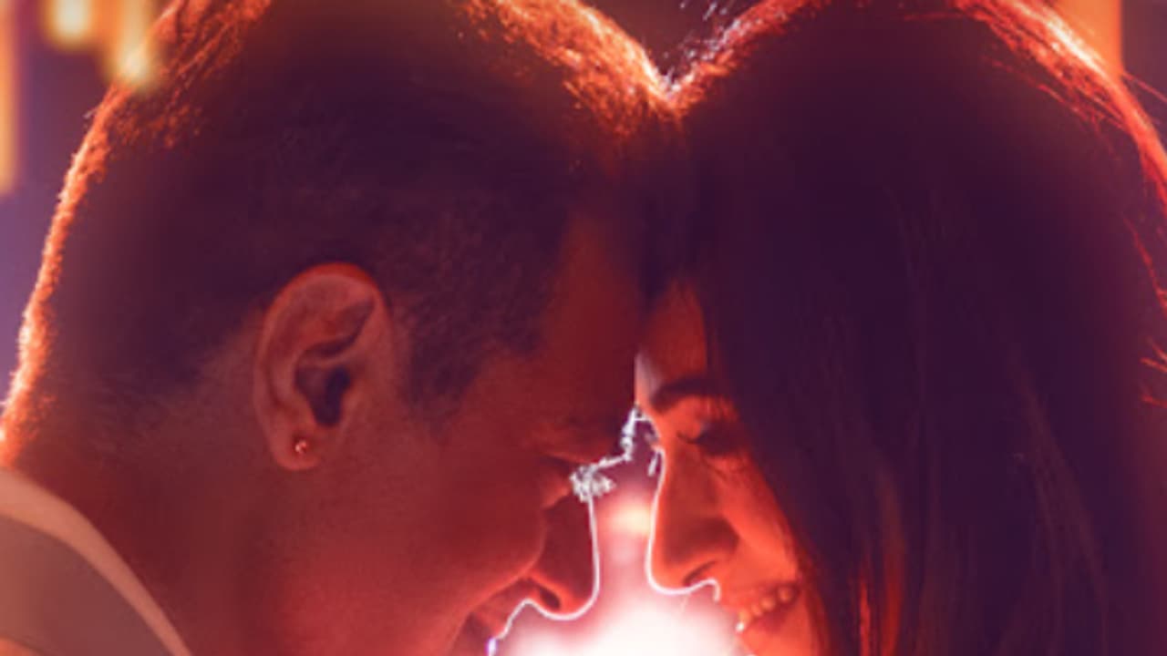 ആശങ്കകള് വേണ്ട, ഇനി ആഘോഷിക്കാം, ഇതാ വിഡാമുയര്ച്ചിയിലെ ഗാനം ആശങ്കകള് വേണ്ട, ഇനി ആഘോഷിക്കാം, ഇതാ വിഡാമുയര്ച്ചിയിലെ ഗാനം