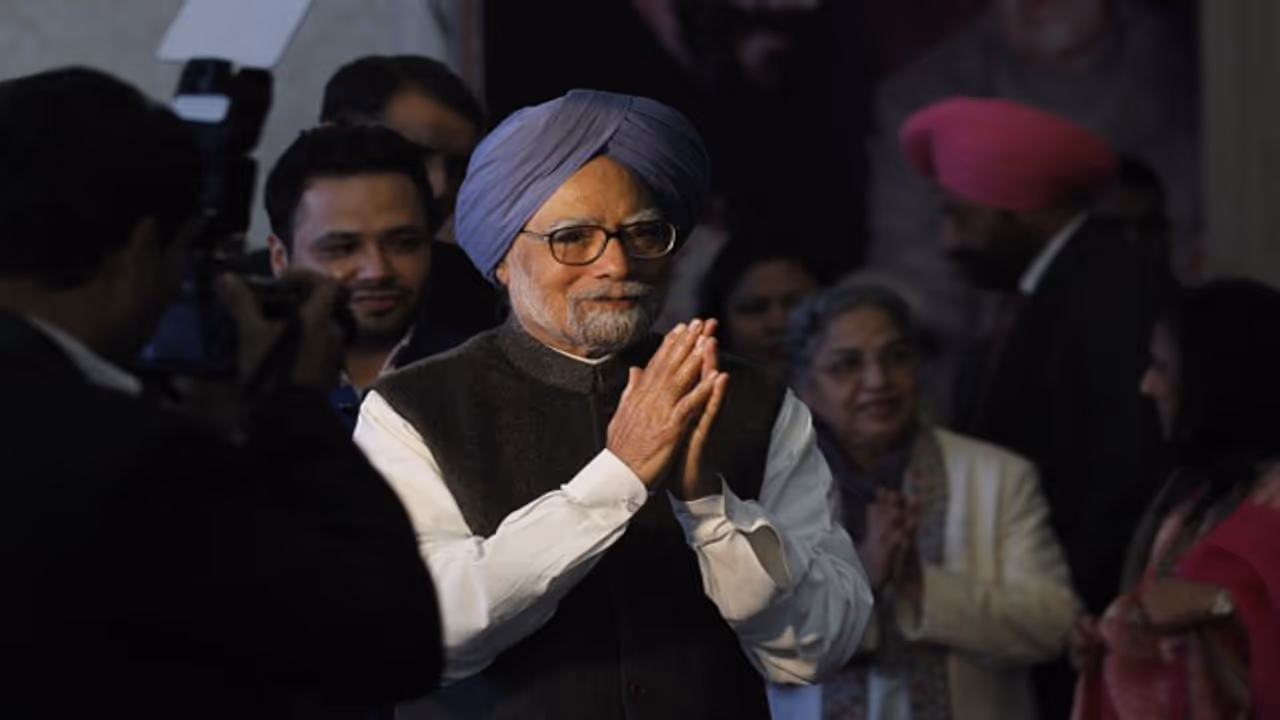 Govt agreed to memorial to honour Manmohan Singh, Congress now playing politics: BJP's Sudhanshu Trivedi Govt agreed to memorial to honour Manmohan Singh, Congress now playing politics: BJP's Sudhanshu Trivedi