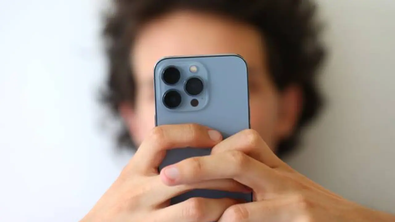 യുവാവ് 911 ലേക്ക് വിളിച്ചത് 17 തവണ, ആവശ്യം കേട്ട പൊലീസുകാർ ഞെട്ടി, പിന്നാലെ അറസ്റ്റ്, സംഭവം ന്യൂജേഴ്സിയിൽ യുവാവ് 911 ലേക്ക് വിളിച്ചത് 17 തവണ, ആവശ്യം കേട്ട പൊലീസുകാർ ഞെട്ടി, പിന്നാലെ അറസ്റ്റ്, സംഭവം ന്യൂജേഴ്സിയിൽ