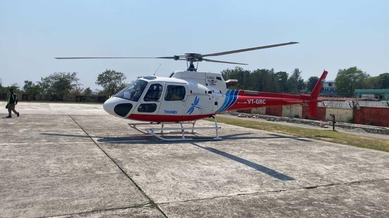 ഹെലികോപ്ടറിലൊന്ന് കറങ്ങിയാലോ, പോത്തൻകോട് സുവർണാവസരം; ശാന്തിഗിരി ഫെസ്റ്റില്‍ ഹെലികോപ്ടര്‍ യാത്ര തുടങ്ങി