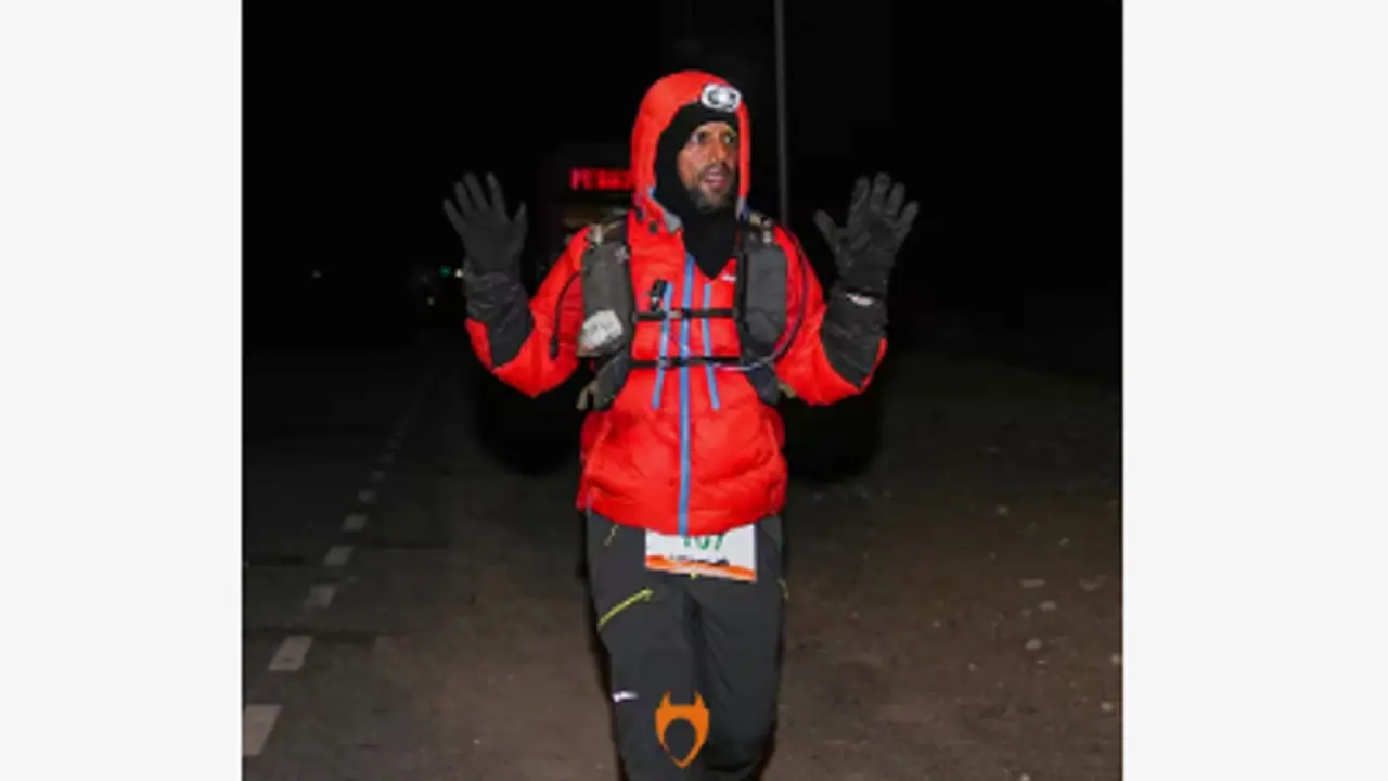 ರಾಜಸ್ಥಾನದ ಮರುಭೂಮಿಯಲ್ಲಿ ಮೈನಸ್‌ 2 ಡಿಗ್ರಿಯಲ್ಲಿ 161 ಕಿ. ಮೀ. ಓಡಿದ ಬೆಂಗಳೂರಿನ ವಿನೋದ್‌!