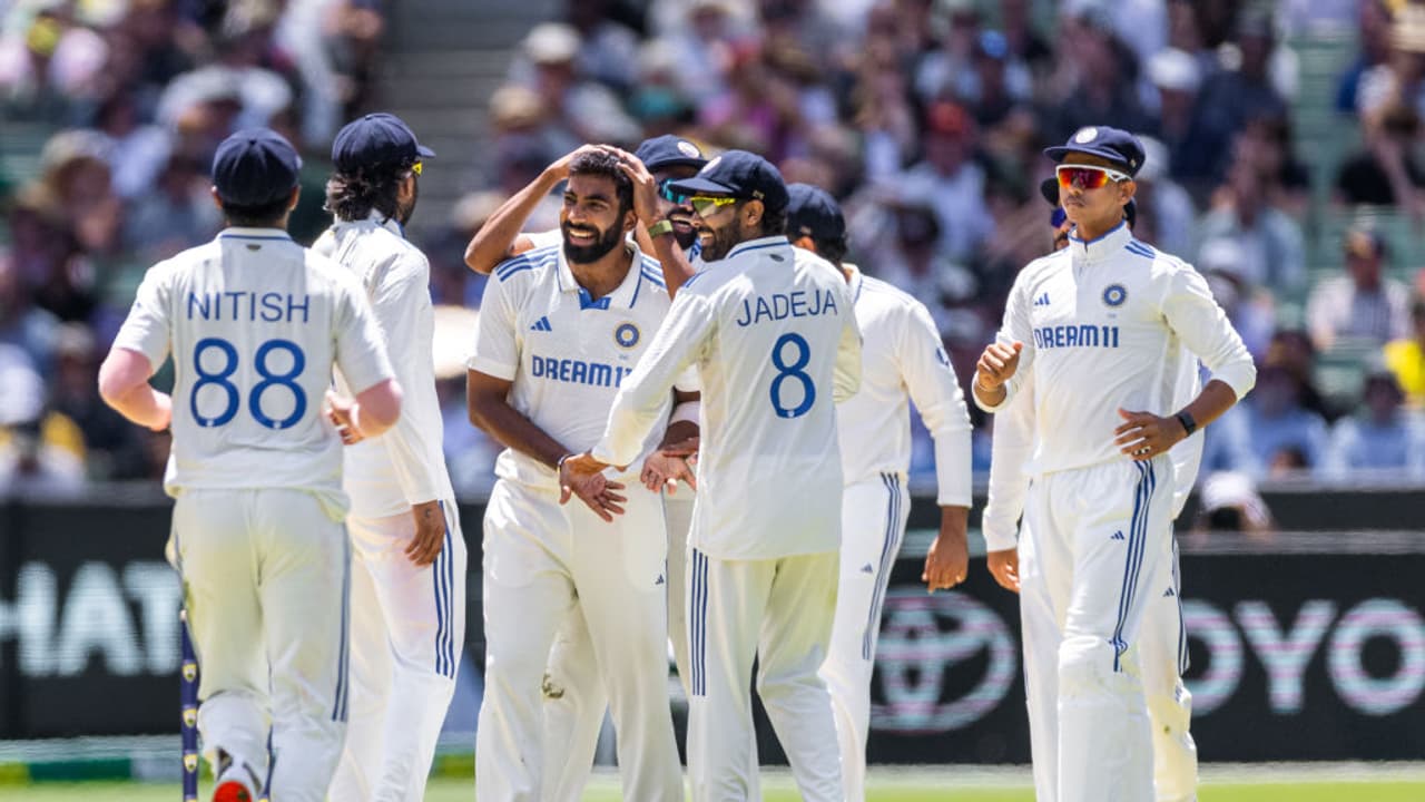 ഈ വർഷത്തെ ഐസിസി താരമാകാൻ ഇന്ത്യയില് നിന്ന് ഒരേയൊരു പേര്, പുരസ്കാരങ്ങൾക്കായുള്ള ചുരുക്കപ്പട്ടിക പ്രഖ്യാപിച്ചു ഈ വർഷത്തെ ഐസിസി താരമാകാൻ ഇന്ത്യയില് നിന്ന് ഒരേയൊരു പേര്, പുരസ്കാരങ്ങൾക്കായുള്ള ചുരുക്കപ്പട്ടിക പ്രഖ്യാപിച്ചു