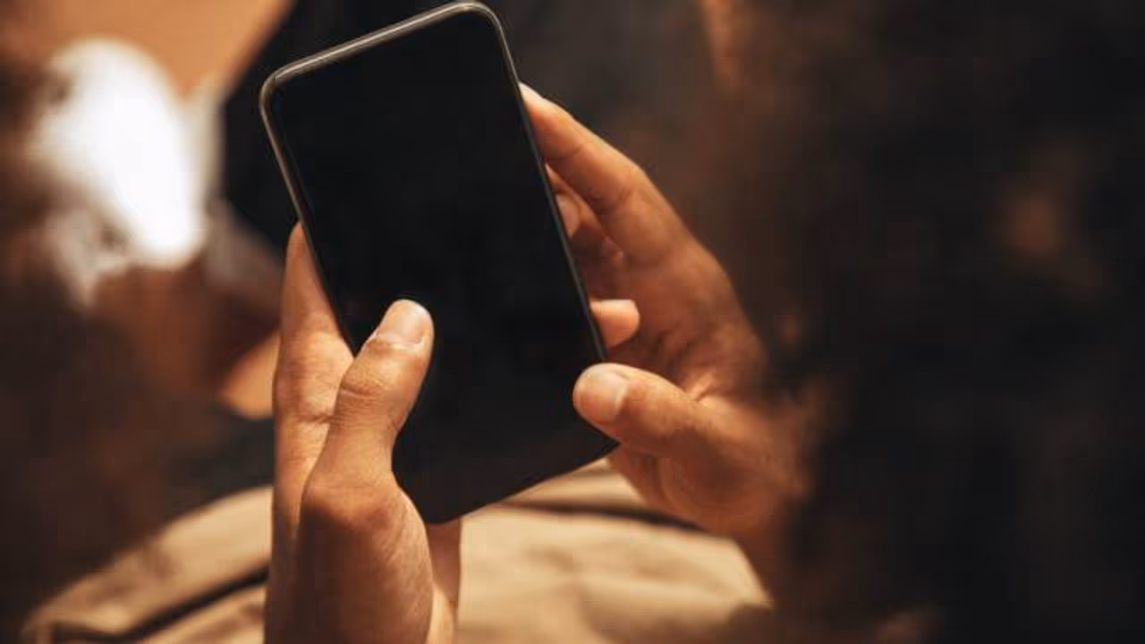 11,13 വയസുള്ള മൂന്ന് പെണ്‍കുട്ടികൾ, തട്ടിക്കൊണ്ടുപോയി എന്ന് ഫോൺ, എല്ലാം ബിടിഎസ് അം​ഗങ്ങളെ കാണാനുള്ള നാടകം 