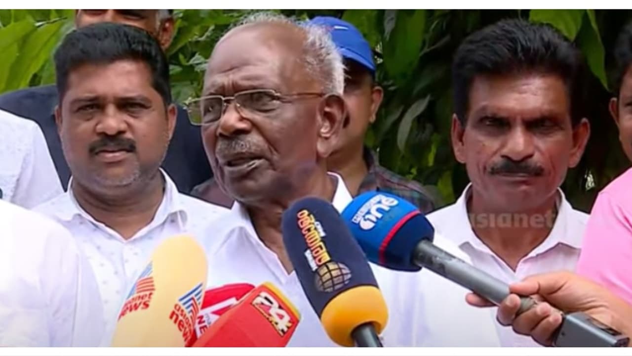 'സാബുവിന് മാനസികാരോഗ്യ പ്രശ്നം ഉണ്ടെന്ന് പറഞ്ഞിട്ടില്ല'; നിലപാടിൽ മാറ്റമില്ലെന്ന് എംഎം മണി 'സാബുവിന് മാനസികാരോഗ്യ പ്രശ്നം ഉണ്ടെന്ന് പറഞ്ഞിട്ടില്ല'; നിലപാടിൽ മാറ്റമില്ലെന്ന് എംഎം മണി