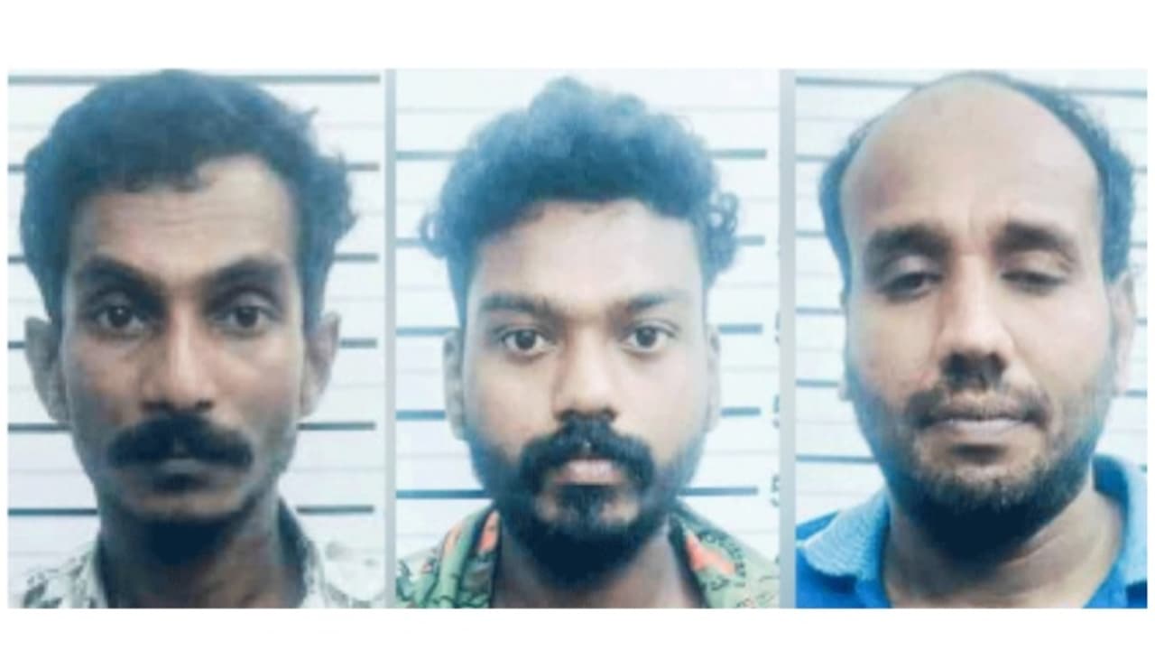 കാറിൽ യാത്ര ചെയ്യുന്നതിനിടെ യുവാവിനെ തട്ടിക്കൊണ്ടുപോയി കൊല്ലാൻ ശ്രമം; 1.10 ലക്ഷത്തിന്റെ ഐഫോണും തട്ടിയെടുത്തു കാറിൽ യാത്ര ചെയ്യുന്നതിനിടെ യുവാവിനെ തട്ടിക്കൊണ്ടുപോയി കൊല്ലാൻ ശ്രമം; 1.10 ലക്ഷത്തിന്റെ ഐഫോണും തട്ടിയെടുത്തു