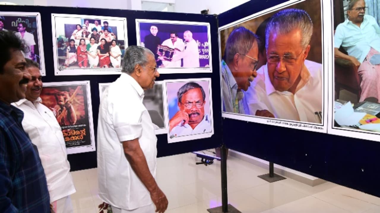 'മതേതര കേരളത്തിന്റെ നന്ദി , എംടിയ്ക്ക് ഒരു രണ്ടാമൂഴം കൂടിയുണ്ടാകുമെന്ന് പ്രതീക്ഷിച്ചു':മുഖ്യമന്ത്രി 'മതേതര കേരളത്തിന്റെ നന്ദി , എംടിയ്ക്ക് ഒരു രണ്ടാമൂഴം കൂടിയുണ്ടാകുമെന്ന് പ്രതീക്ഷിച്ചു':മുഖ്യമന്ത്രി