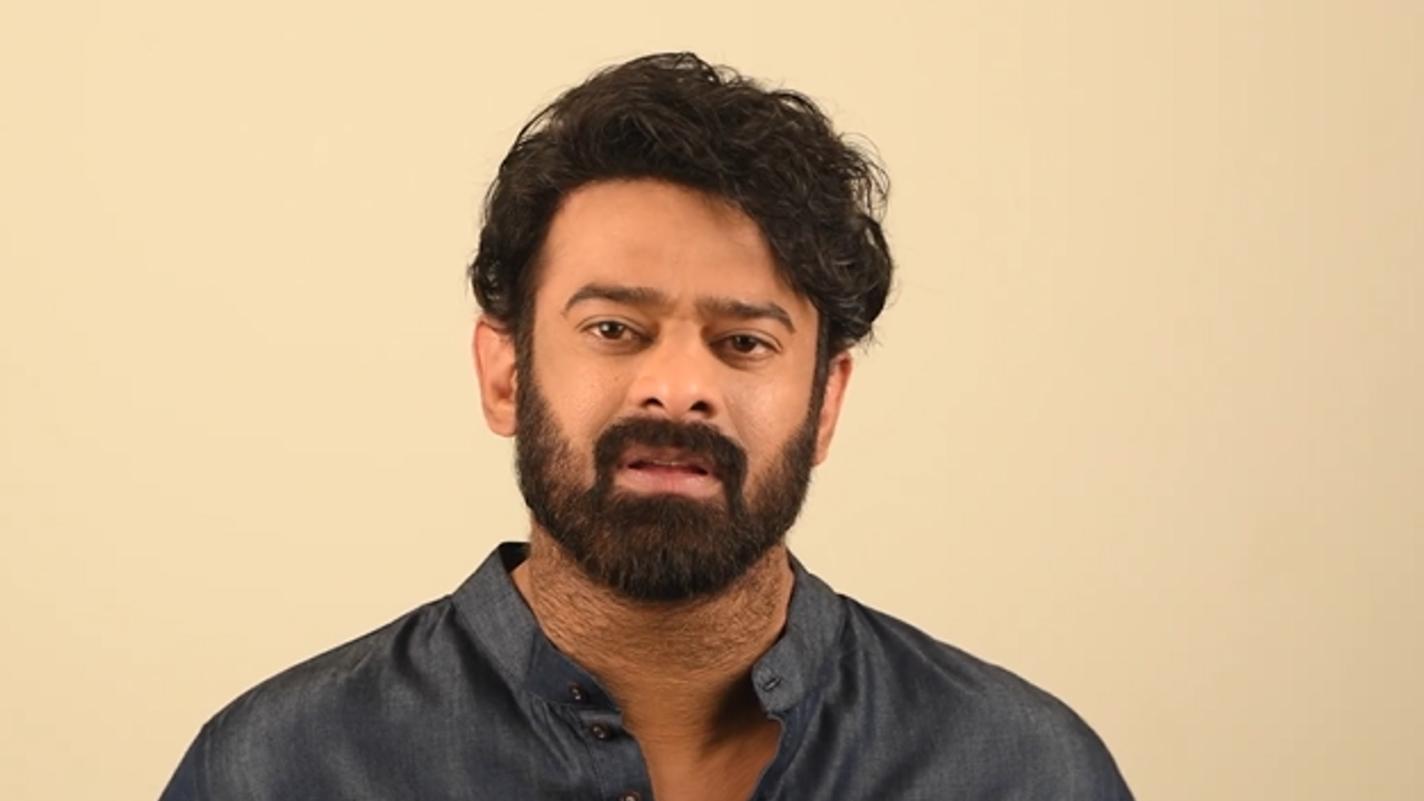 പ്രഭാസ് വിവാഹം കഴിക്കാന്‍ പോകുന്നു? ഫാന്‍സിനിടയില്‍ കോളിളക്കമുണ്ടാക്കി ഒരു പോസ്റ്റ്!