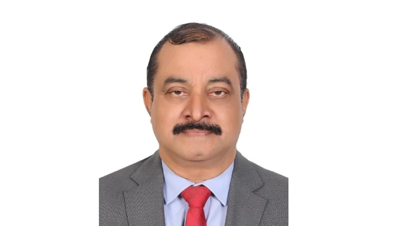 യുഎഇയിലെ കലാ സാംസ്കാരിക പ്രവർത്തകൻ മോഹനൻ കാവാലം അന്തരിച്ചു