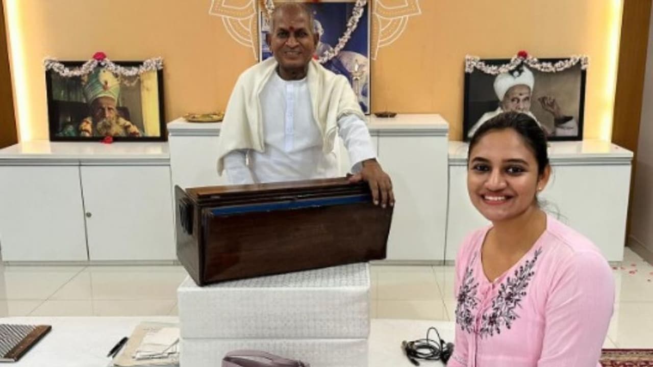 ಅಭಿಮಾನಿಗಳಿಗೆ ಗುಡ್ ನ್ಯೂಸ್ ನೀಡಿದ ಕನ್ನಡತಿ, ಹೊಸ ಕೆಲಸ ಆರಂಭಿಸಿದ ರಂಜನಿ ರಾಘವನ್ ಅಭಿಮಾನಿಗಳಿಗೆ ಗುಡ್ ನ್ಯೂಸ್ ನೀಡಿದ ಕನ್ನಡತಿ, ಹೊಸ ಕೆಲಸ ಆರಂಭಿಸಿದ ರಂಜನಿ ರಾಘವನ್