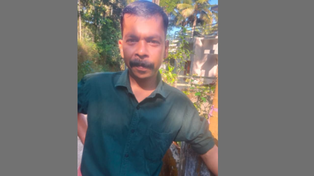 കടയിൽ സാധനം വാങ്ങാനെത്തിയ യുവാവിനെ ബൈക്കിലെത്തിയ അജ്ഞാത സംഘം ക്രൂരമായി മര്‍ദ്ദിച്ചതായി പരാതി