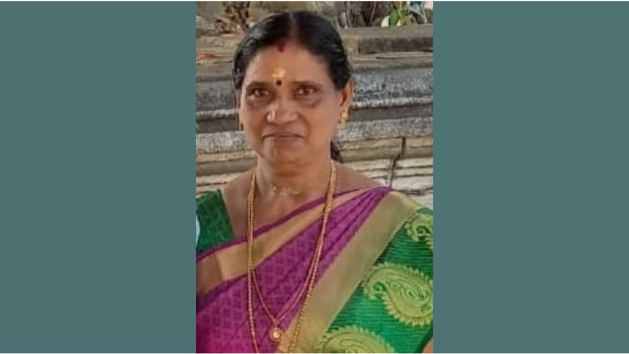 ഒരേ ദിശയിൽ പോയിരുന്ന സ്കൂട്ടറിൽ ലോറി തട്ടി, ചേർത്തലയിൽ സ്കൂട്ടർ യാത്രികയ്ക്ക് ദാരുണാന്ത്യം 