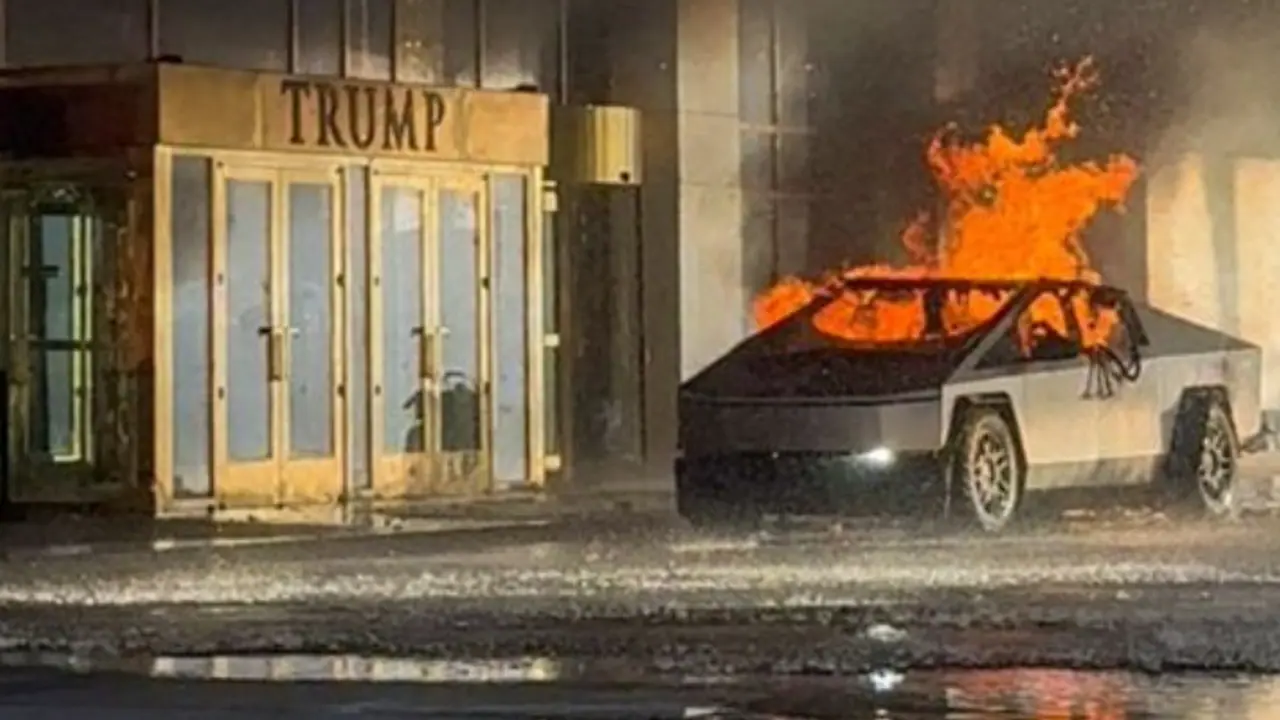 ട്രംപ് ഹോട്ടലിന് മുൻപിൽ പൊട്ടിത്തെറിച്ച് സൈബർ ട്രക്ക്, ഒരാൾ മരിച്ചു, സിസിടിവി ദൃശ്യങ്ങൾ പുറത്ത്