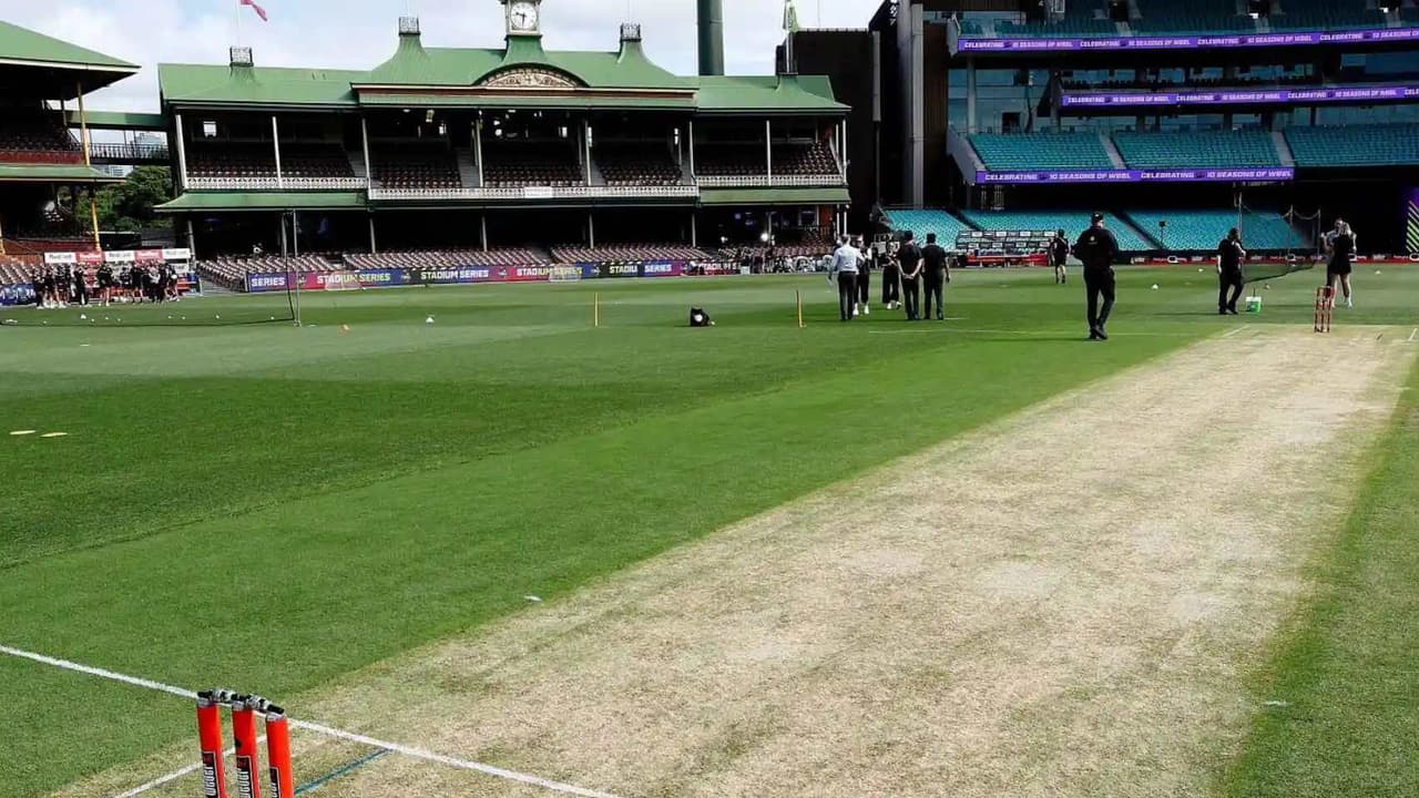 குட் நியூஸ்; இந்தியாவுக்கு சாதகமாக சிட்னி பிட்ச் ரெடி; பிட்ச் ரிப்போர்ட், பிளேயிங் லெவன் இதோ! குட் நியூஸ்; இந்தியாவுக்கு சாதகமாக சிட்னி பிட்ச் ரெடி; பிட்ச் ரிப்போர்ட், பிளேயிங் லெவன் இதோ!