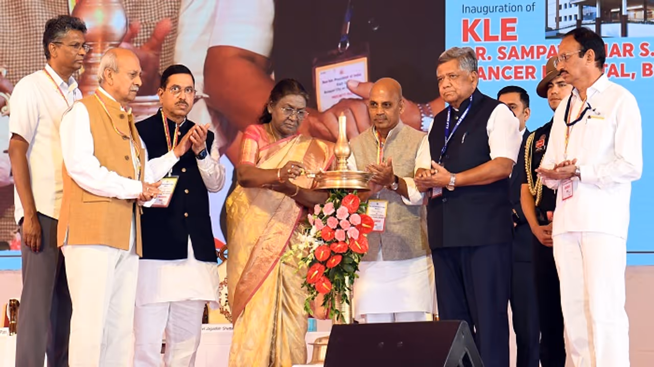 ಕ್ಯಾನ್ಸರ್‌ ಪೀಡಿತರಿಗೆ ಕಡಿಮೆ ದರದಲ್ಲಿ ಚಿಕಿತ್ಸೆ ನೀಡಿ: ರಾಷ್ಟ್ರಪತಿ ದ್ರೌಪದಿ ಮುರ್ಮು